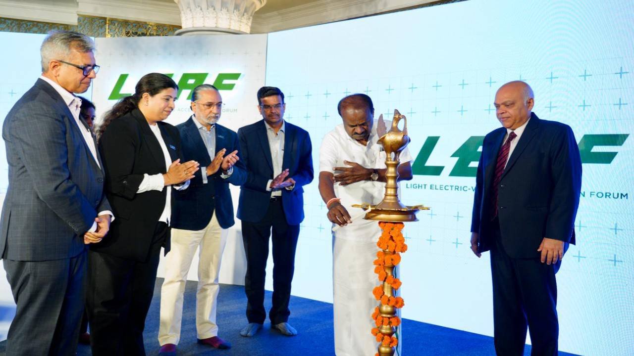 ईवी चार्जिंग इको-सिस्टम को मजबूत करने के लिए लॉन्च हुआ लाइट इलेक्ट्रिक व्हीकल एक्सेलरेशन फोरम। Phot:- ATB