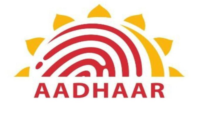 आधार कार्ड की फोटो कैसे अपडेट करवा सकते हैं? Photo Credit:- X/@UIDAI