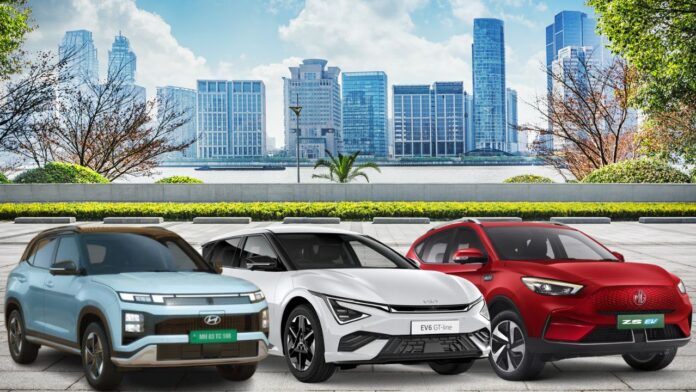 EV discounts August 2025