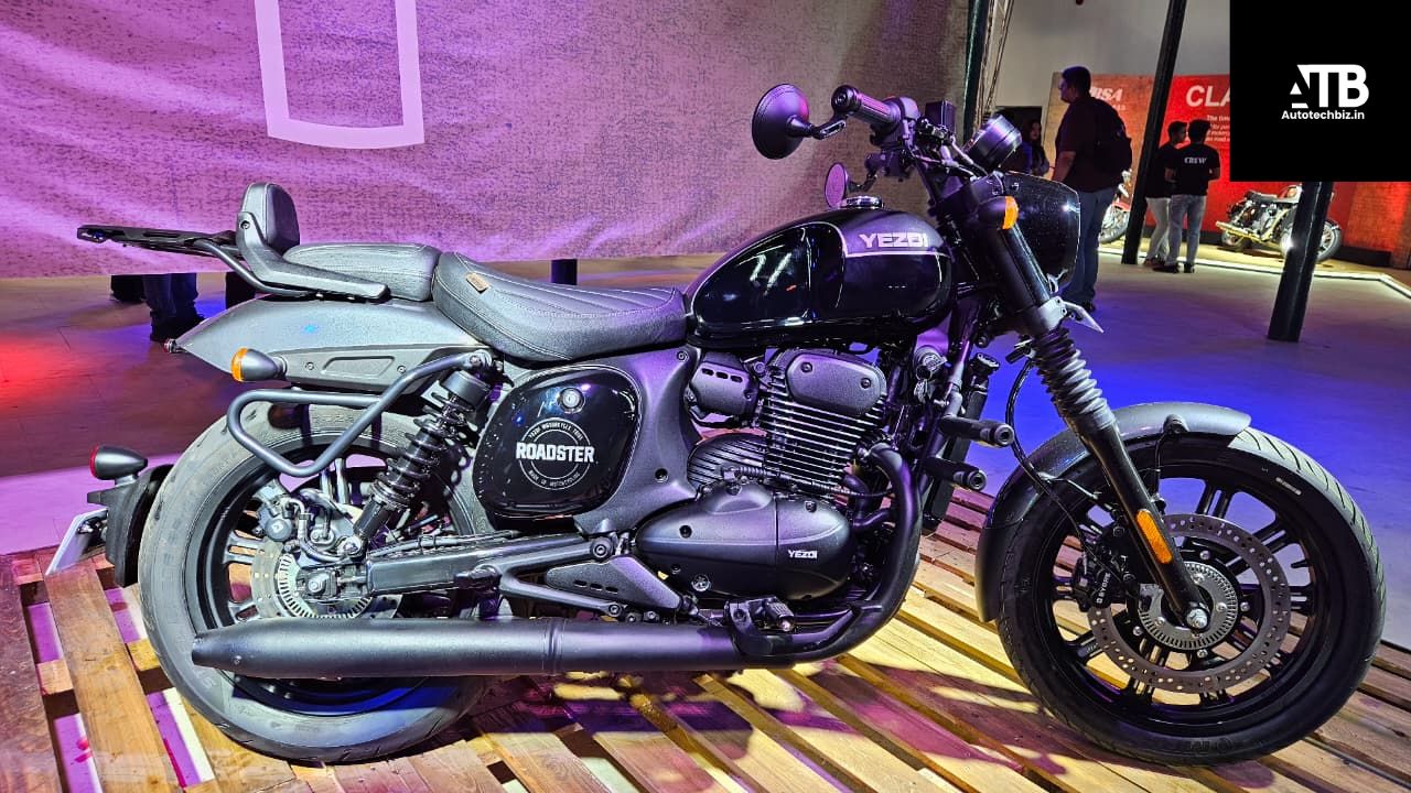 2025 Yezdi Roadster