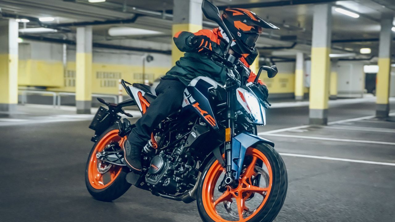 KTM 160 Duke 2