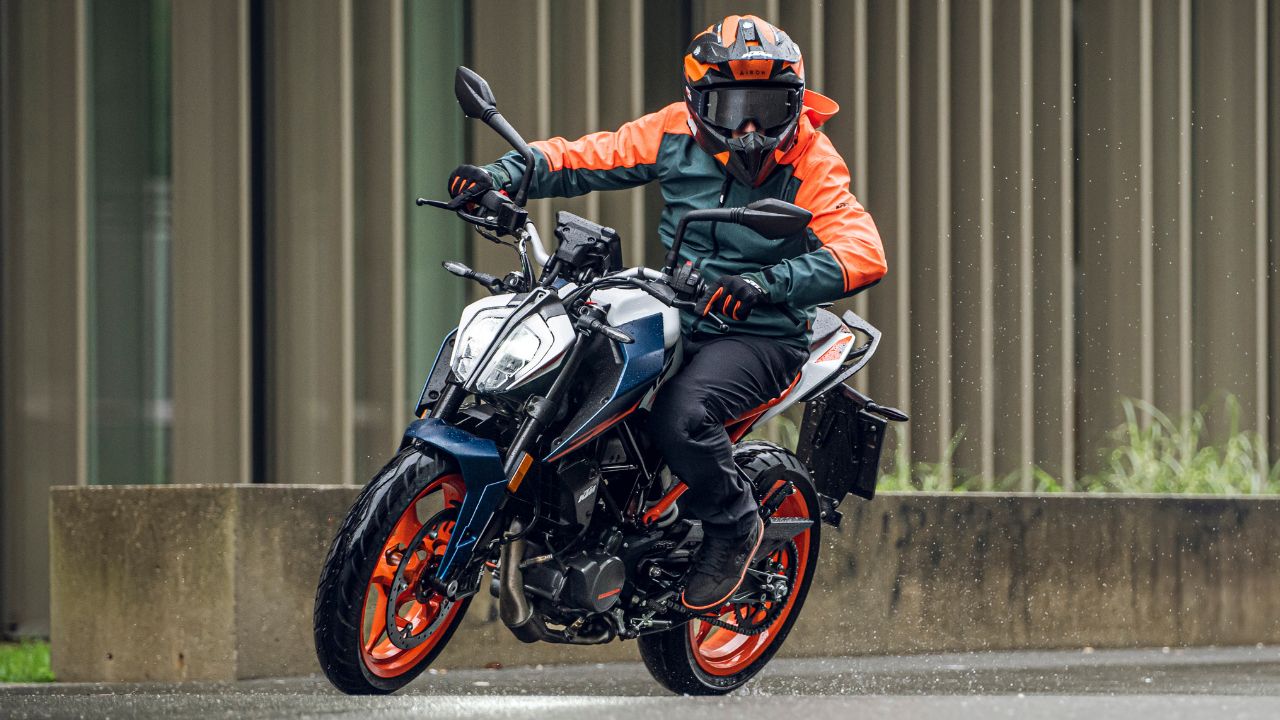 KTM 160 Duke 3