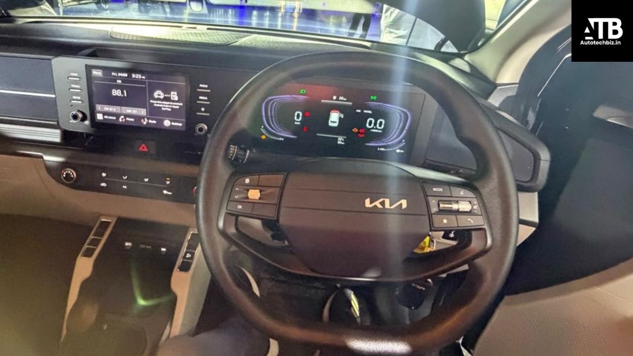 2026 Kia Carens Clavis CNG
